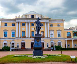 Павловский дворец в Санкт-Петербурге