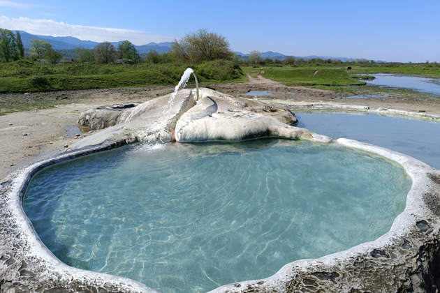 К термальным