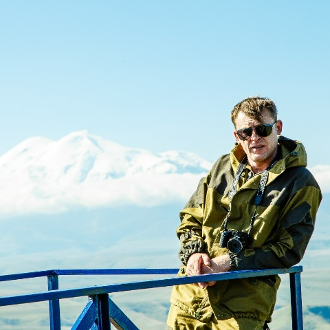 Гид Дмитрий