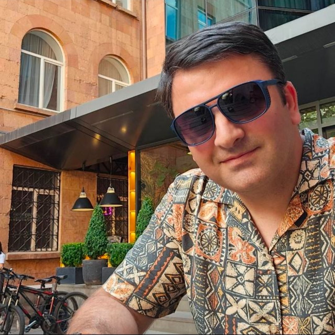 Гид Артем