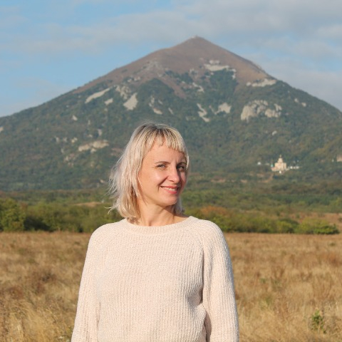 Гид Анна
