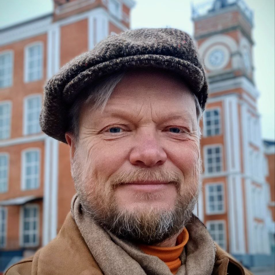 Гид Константин