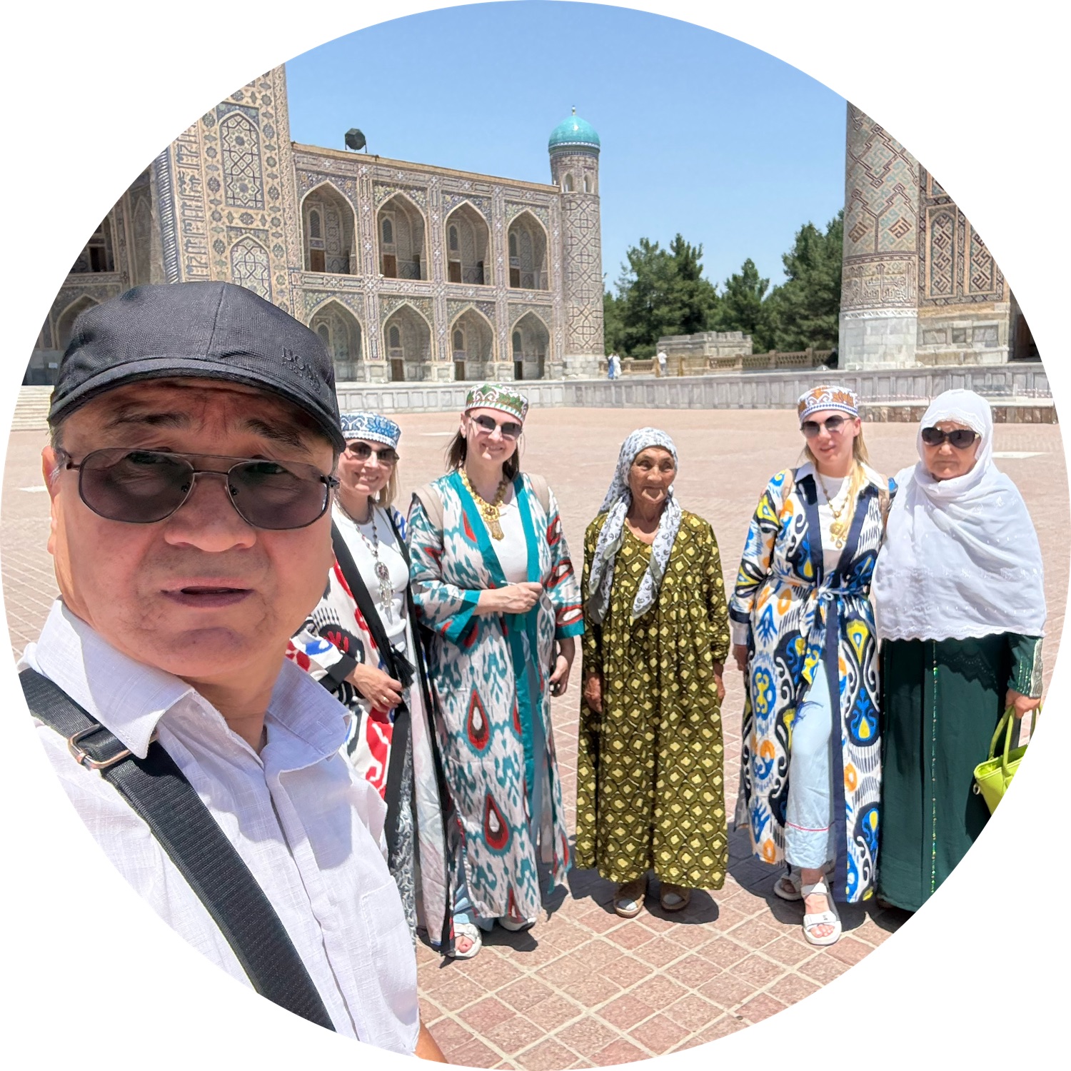 Гид Фарход