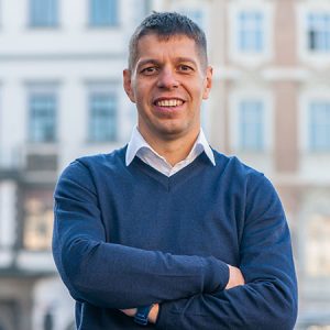 Гид Валерий