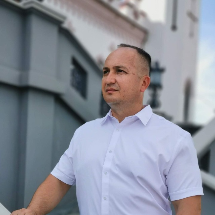 Гид Владимир