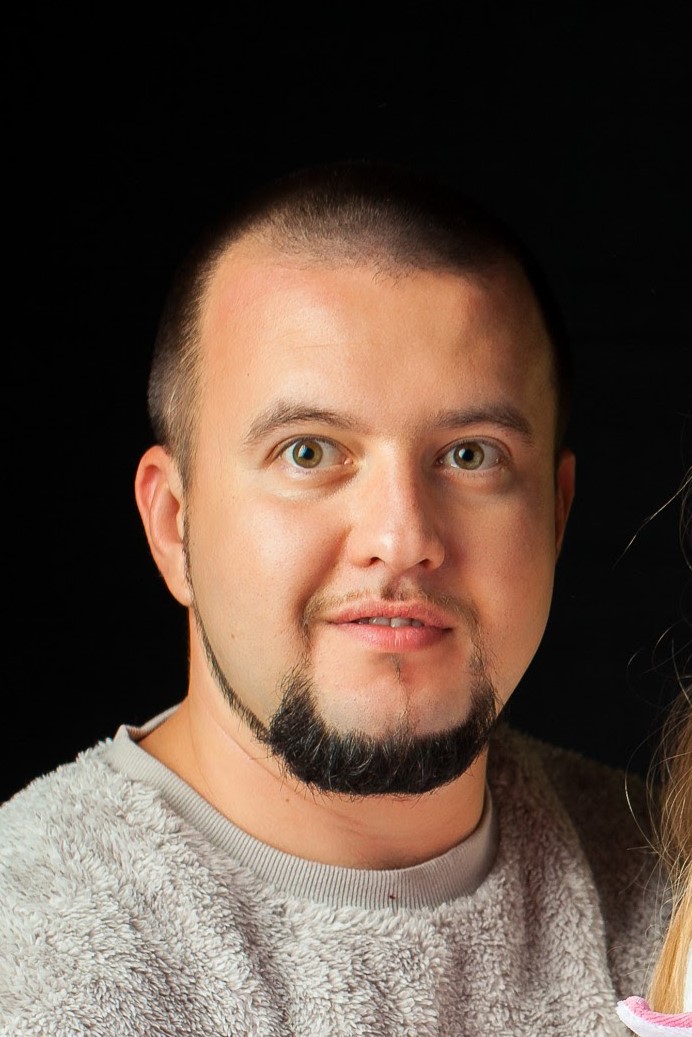 Гид Евгений