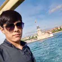 Гид Акбар