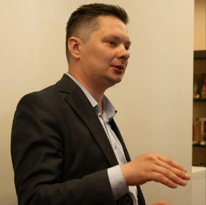 Гид Владимир