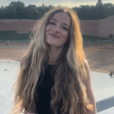 Гид Анна