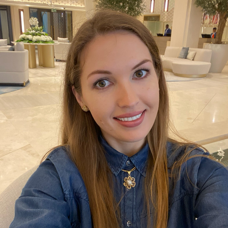 Гид Анна