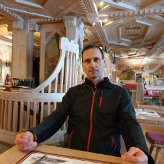 Гид Алексей
