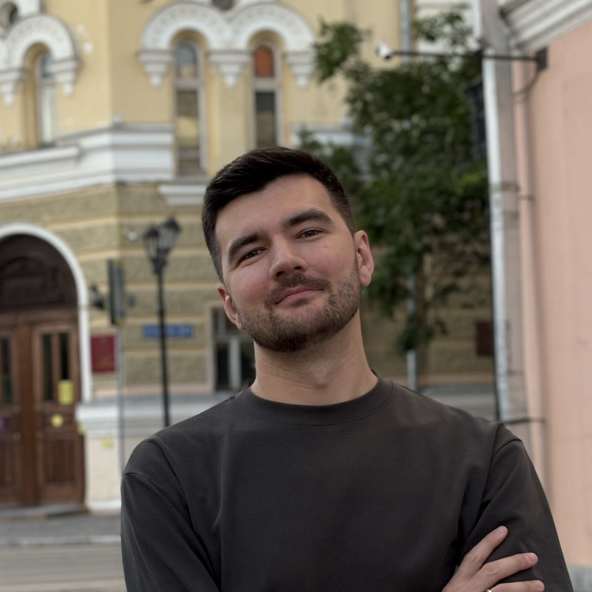 Гид Максим