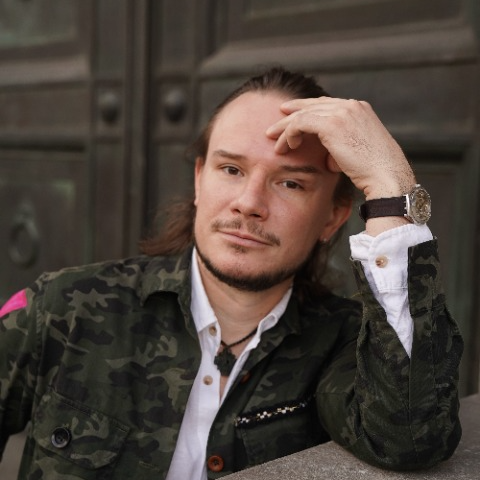 Гид Михаил