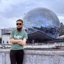 Гид Максим
