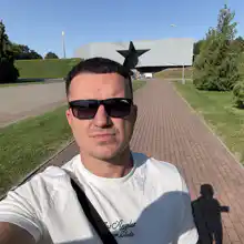 Гид Василий