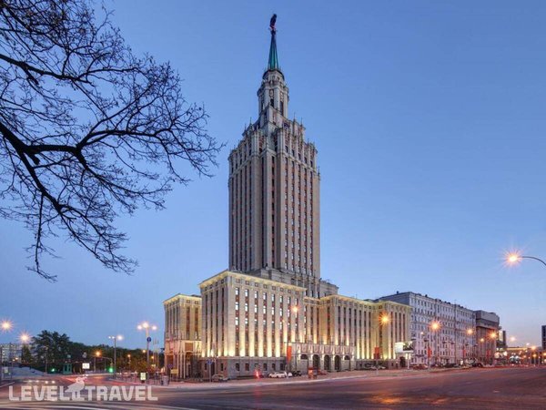 Hilton Moscow Leningradskaya (Хилтон Москва Ленинградская), Москва