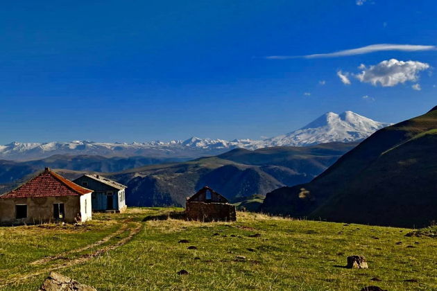 Фото экскурсии - Джилы-Су: живописные водопады, ущелье Харбас и вершина Шаджатмаз в Приэльбрусье - 7