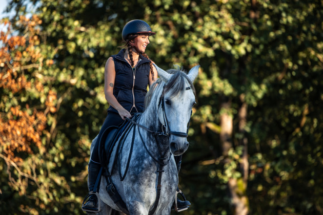Фото - экскурсия: Невероятные лошади в конно-спортивном клубе