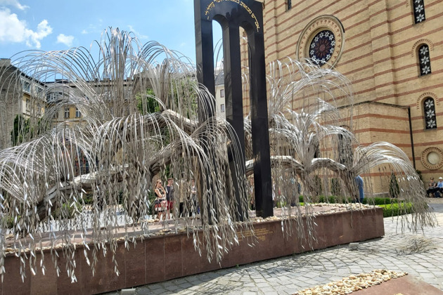 Фото - экскурсия: Еврейский район Пешта: история расцвета и современное возрождение