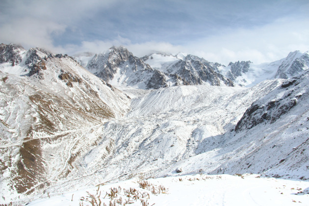 Фото - экскурсия: Восхождение на ледник Туюксу и посещение грота Дельфин