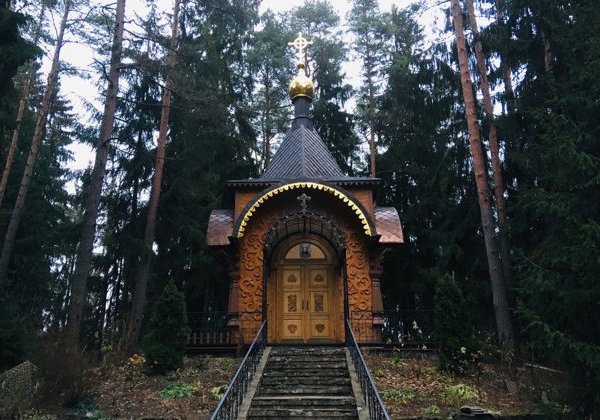 «Обитель богов и шкатулка Пандоры» в прогулке по Репино - фото 1