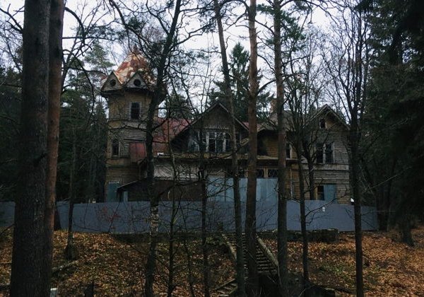 «Обитель богов и шкатулка Пандоры» в прогулке по Репино - фото 4