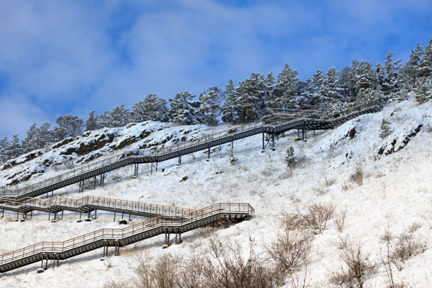 Фото - экскурсия: Покорите Торгашинский хребет в групповом туре по рекордной лестнице страны