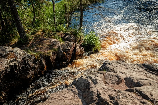 Главные места Карелии и отдых в загородном отеле: водопады, Бастион-6