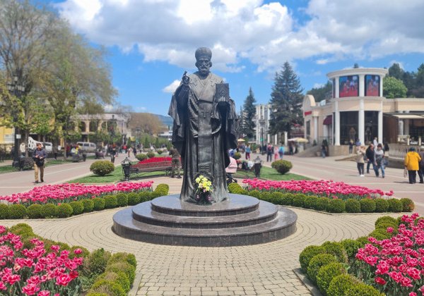 От старинных храмов к зеленым полянам: Очарование Кисловодска