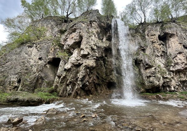 Медовые Водопады и гора Кольцо   - фото 3