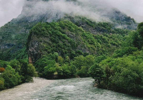 Пляжная Абхазия: озеро Рица и самый красивый пляж - фото 2