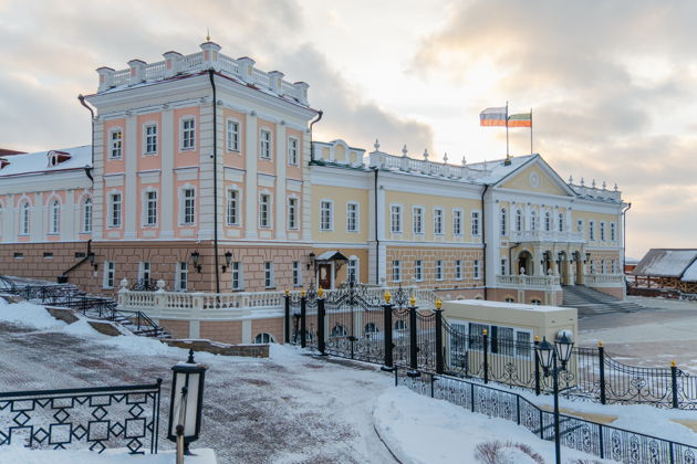 Кремль, чаепитие с татарскими сладостями и Арбат-2