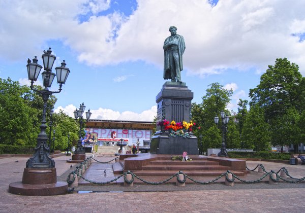 Театральны﻿е улоч﻿ки Москвы