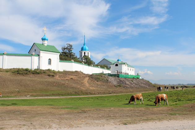 Фото - экскурсия: Плывущий по Байкалу:  Посольский монастырь и омулевая бочка