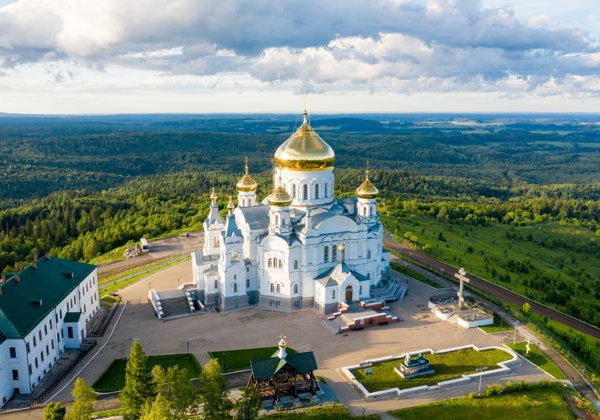 Величественный Белогорский монастырь — место силы и красоты - фото 2
