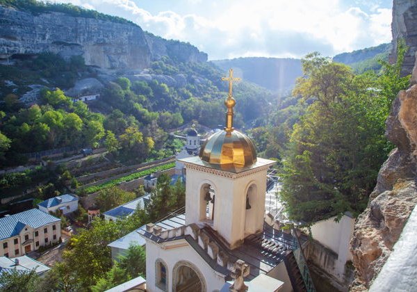 Бахчисарай — столица крымского ханства, монастырь,  Чуфут Кале - фото 3