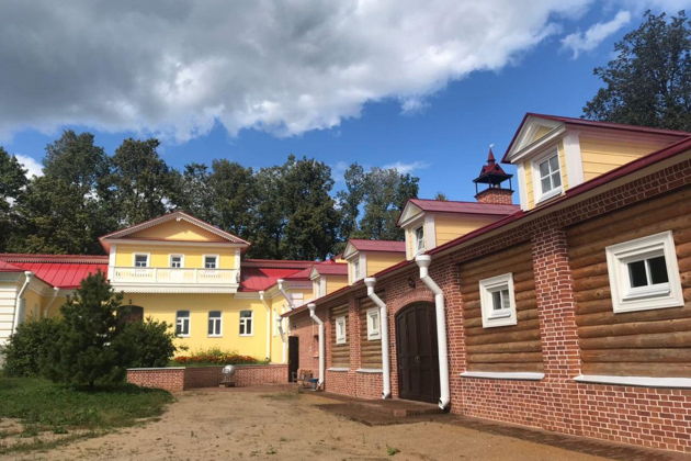 Фото экскурсии - Автопутешествие из столицы в музейные усадьбы Менделеева и Блока - 10