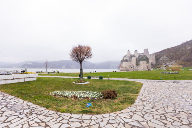 Фото - экскурсия: Путешествие по долине Дуная: монастырь Туман, крепость Голубац и Серебряное озеро