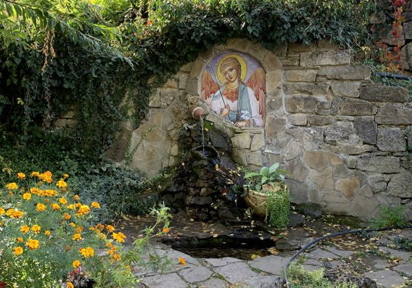 Топловский монастырь и Храм Святого Луки Крымского - фото 1