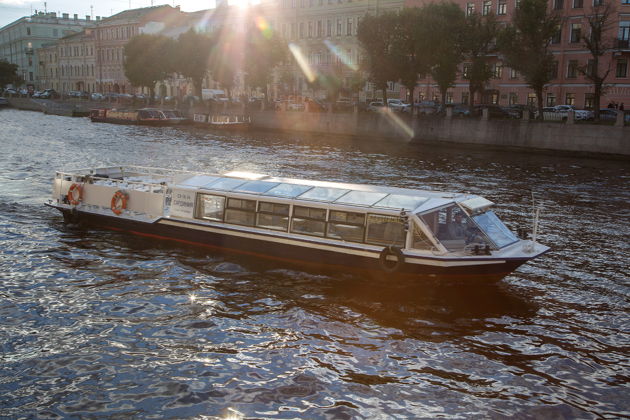 Фото экскурсии - Аренда теплохода Сардиния для компании до 35 человек - 4