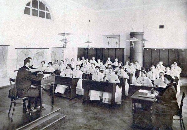 Смольный институт благородных девиц - фото 2