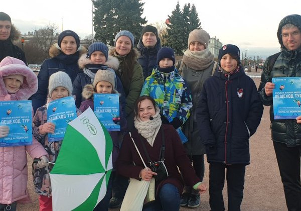 Детская обзорная экскурсия по Петербургу