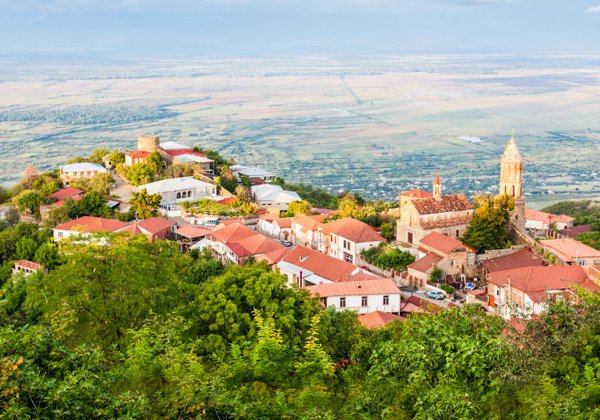 Кахетия — древние крепости и аромат вина