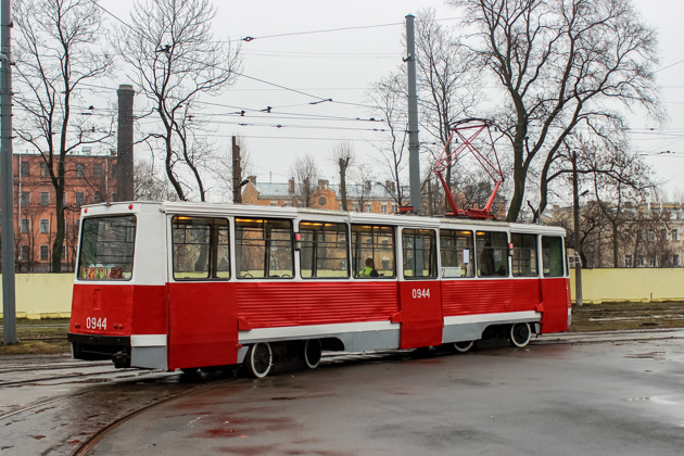 Фото - экскурсия: Прогулка на винтажном ленинградском трамвае модели ЛМ-33