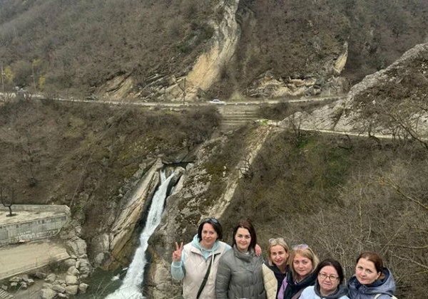 Водопад Хучни и экраноплан «Лунь» + мастер-класс по ковроткачеству  - фото 3