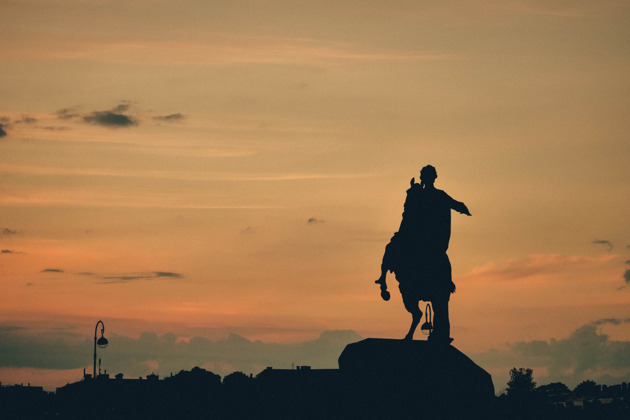 Фото - экскурсия: Мифы и легенды Петербурга на комфортном автобусе с экскурсоводом