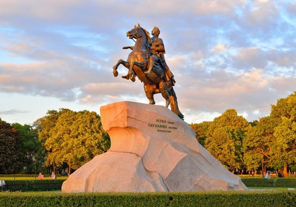 Мифы и Легенды Петербурга на микроавтобусе с гидом  - фото 3