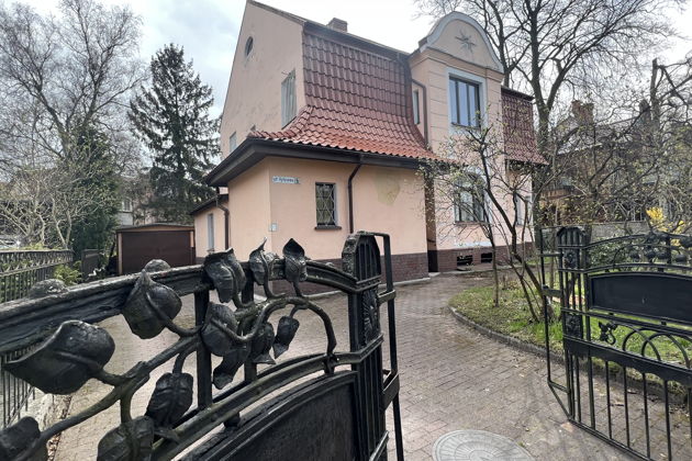 Фото экскурсии - Прогулка по Амалиенау: раскрываем тайны архитектурных деталей - 7