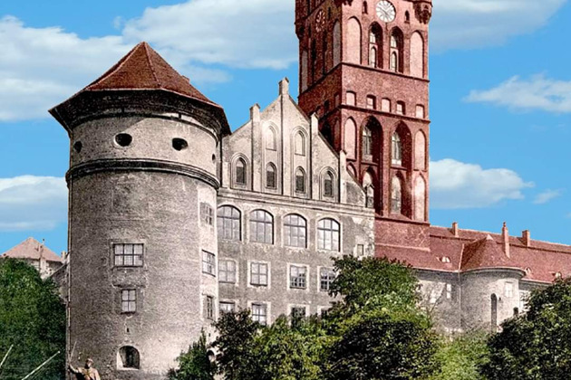 Фото - экскурсия: Погружение в историю и современность Калининграда на обзорной экскурсии