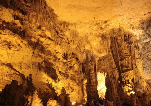 Монастырь Манасия, Ресавская пещера, водопад Великий Бук - фото 3